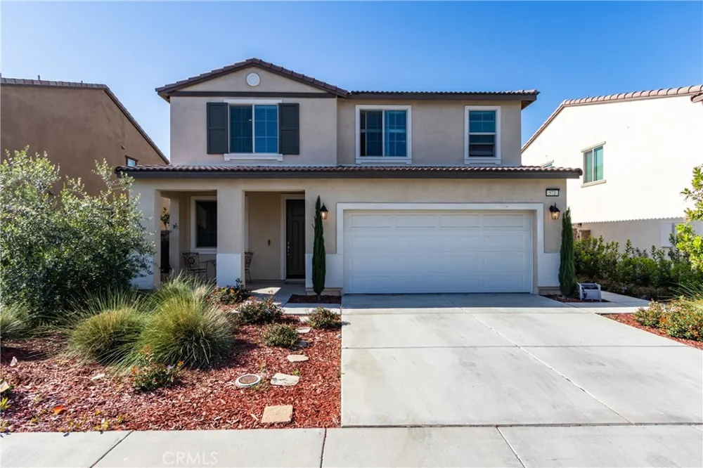 571 E Alru Rialto, CA 92376