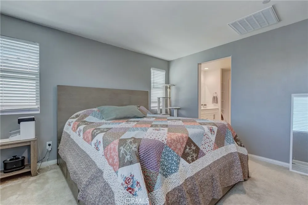 571 E Alru Rialto, CA 92376
