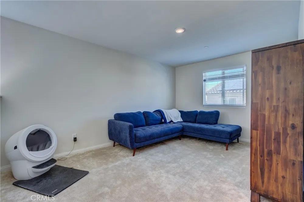 571 E Alru Rialto, CA 92376
