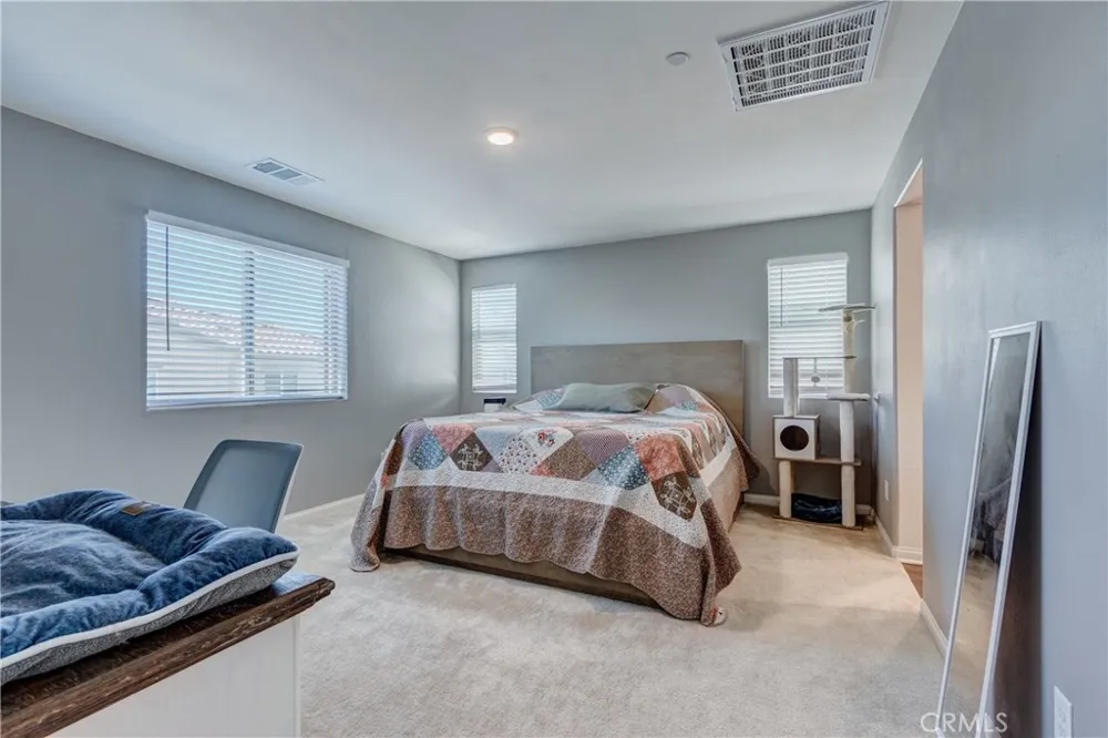 571 E Alru Rialto, CA 92376