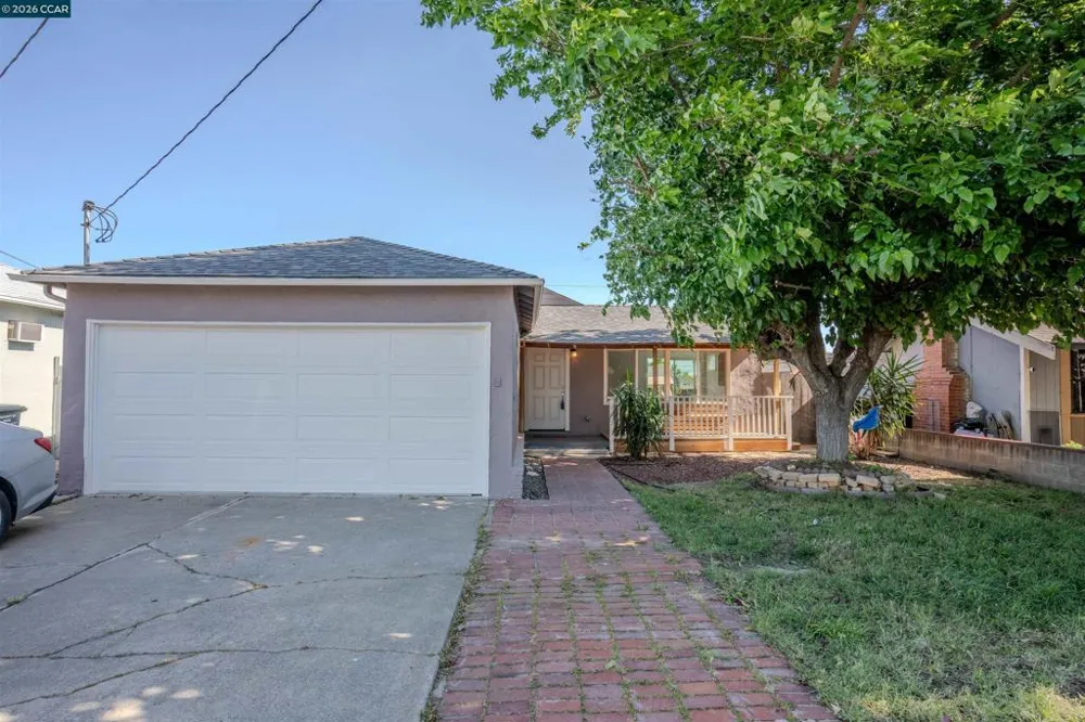 52 Bell Dr Pittsburg, CA 94565