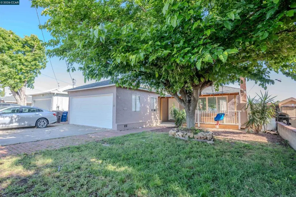 52 Bell Dr Pittsburg, CA 94565