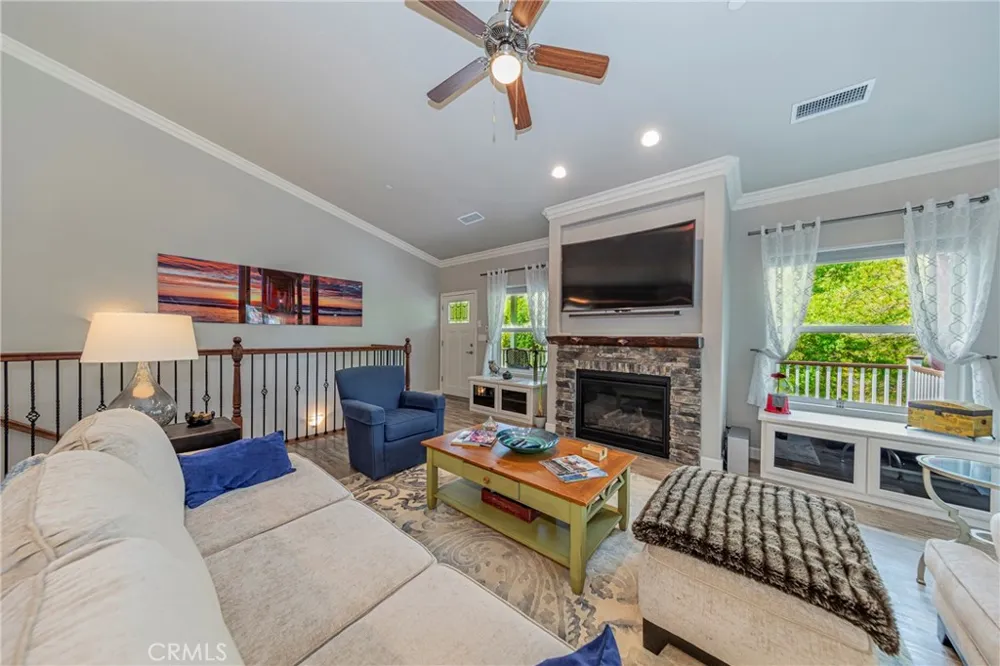 48441 Woodbend Court Oakhurst, CA 93644