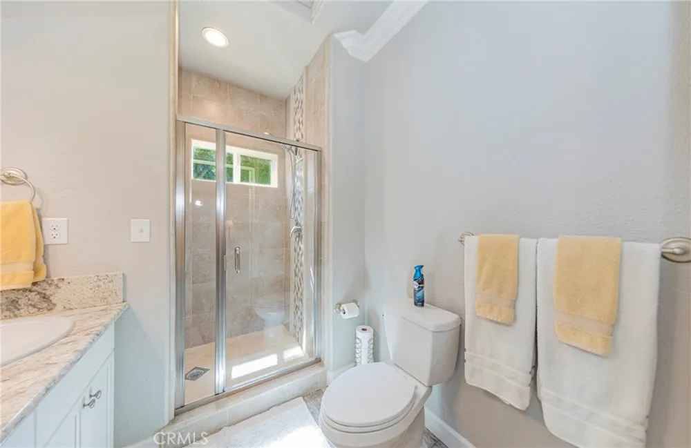 48441 Woodbend Court Oakhurst, CA 93644