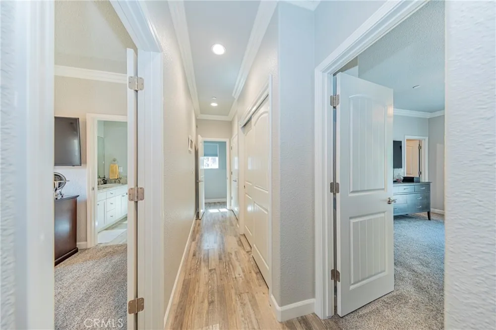 48441 Woodbend Court Oakhurst, CA 93644