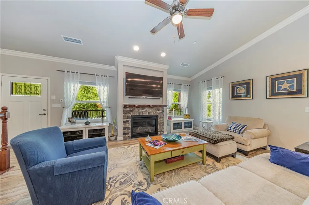 48441 Woodbend Court Oakhurst, CA 93644