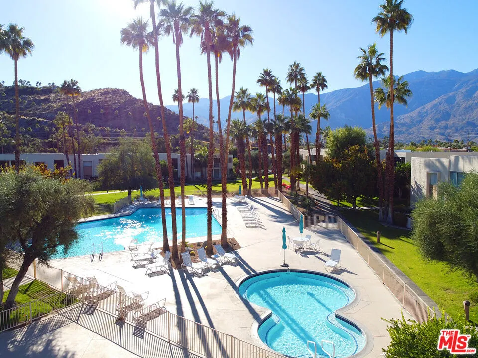 501 Desert Lakes Circle Palm Springs, CA 92264
