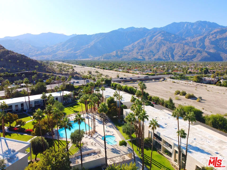 501 Desert Lakes Circle Palm Springs, CA 92264