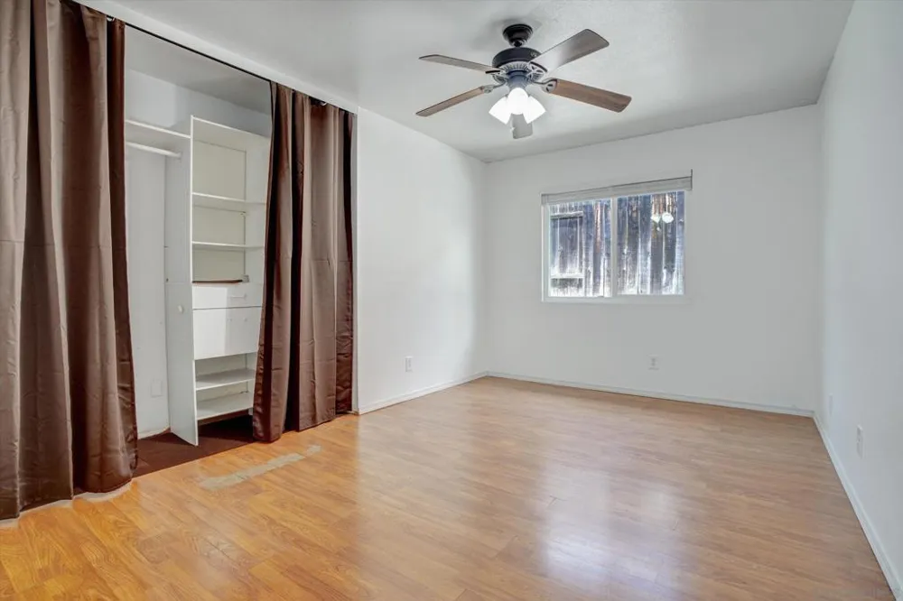 1350 Dos Hermanos Gln Escondido, CA 92027