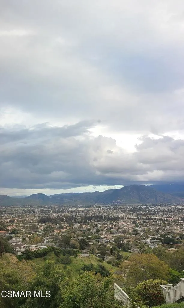 22 Santa Cruz Way Camarillo, CA 93010
