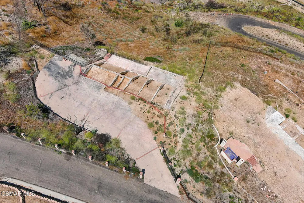 22 Santa Cruz Way Camarillo, CA 93010