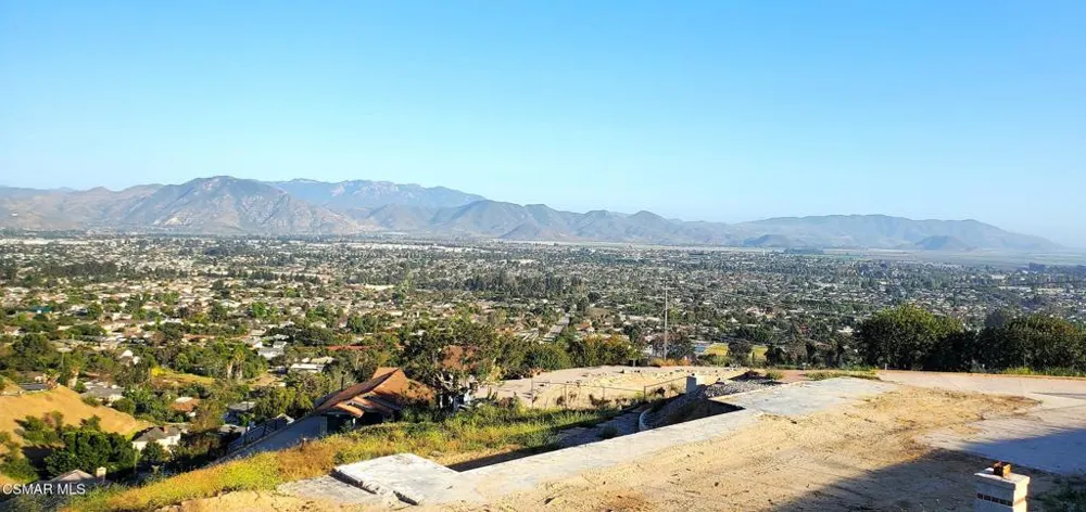 22 Santa Cruz Way Camarillo, CA 93010