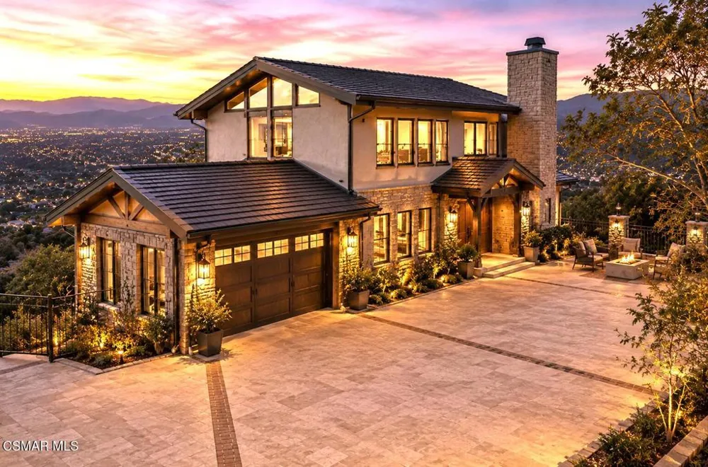 22 Santa Cruz Way Camarillo, CA 93010