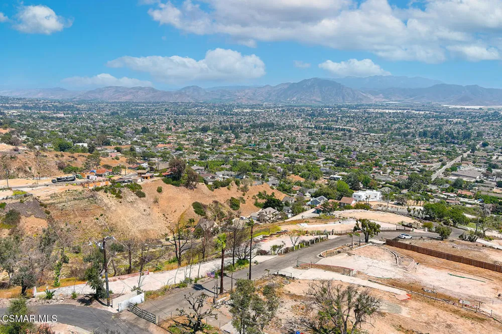 22 Santa Cruz Way Camarillo, CA 93010