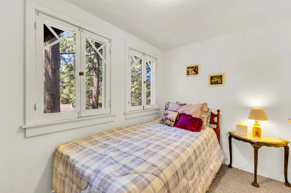 54685 Marian View Drive Idyllwild, CA 92549