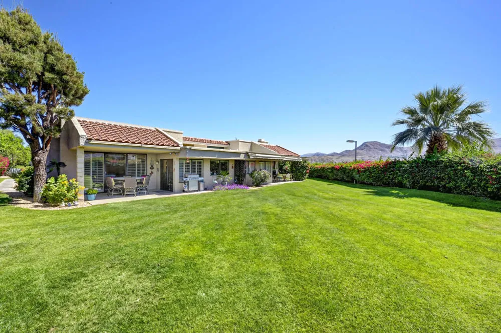 68633 Calle Mancha Cathedral City, CA 92234