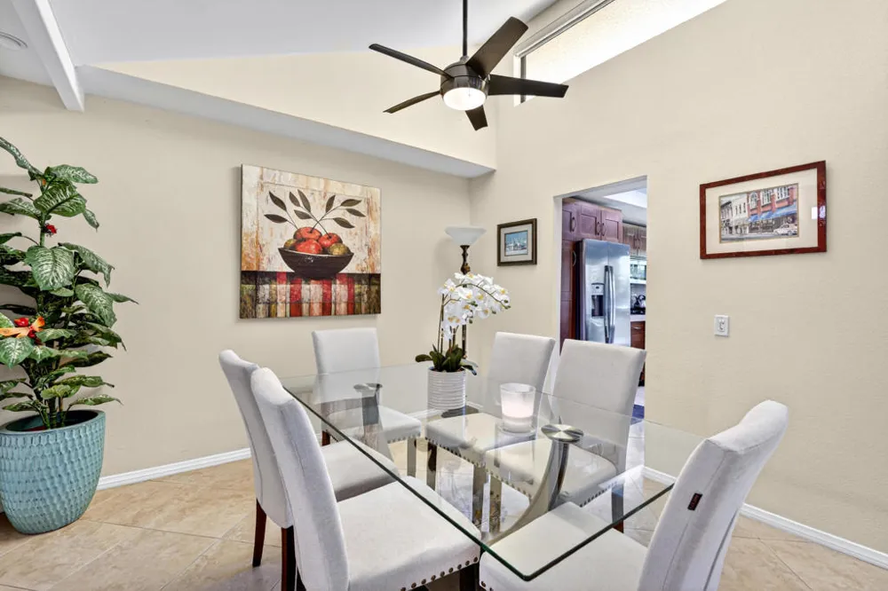 68633 Calle Mancha Cathedral City, CA 92234