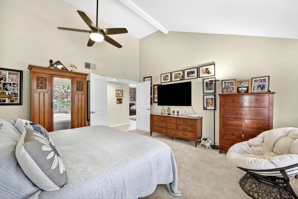 68633 Calle Mancha Cathedral City, CA 92234