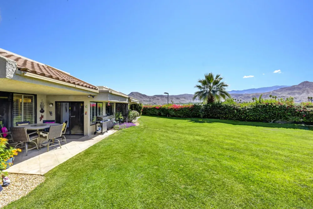 68633 Calle Mancha Cathedral City, CA 92234