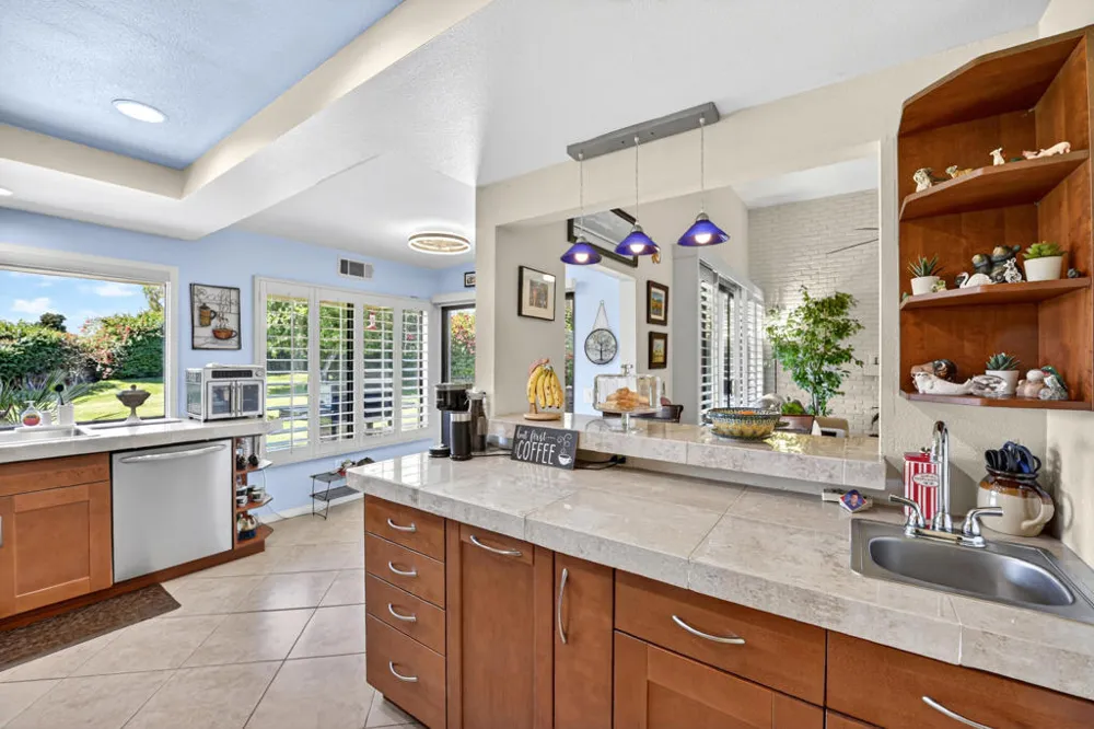 68633 Calle Mancha Cathedral City, CA 92234