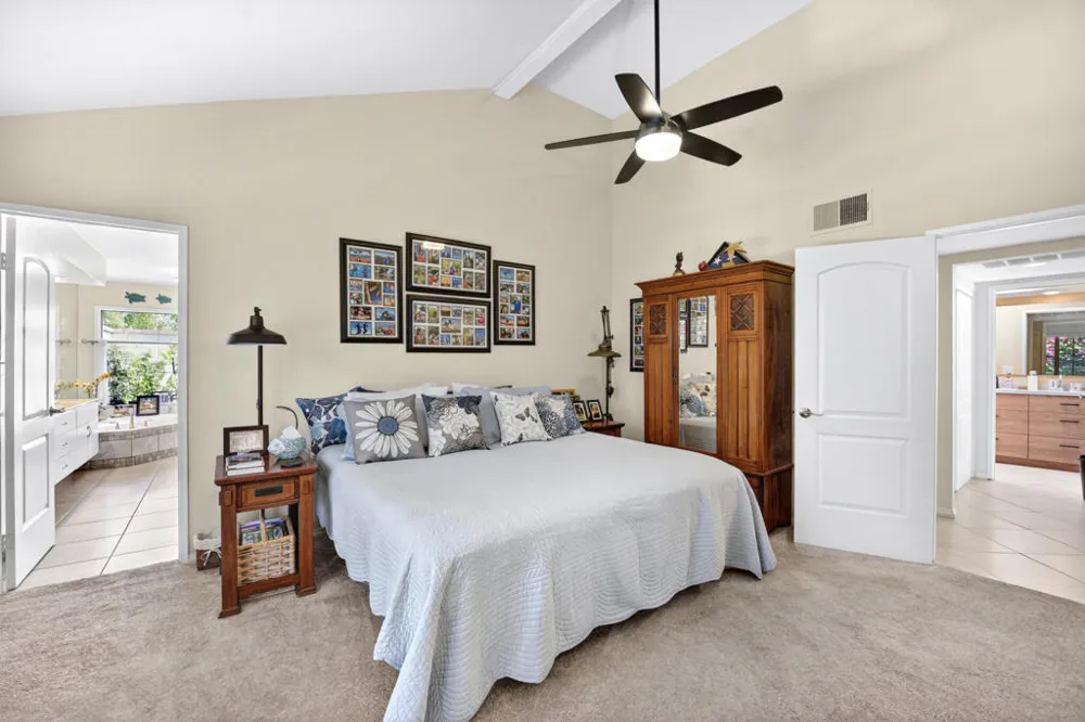 68633 Calle Mancha Cathedral City, CA 92234