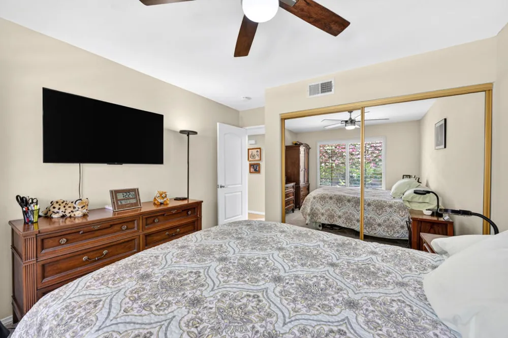 68633 Calle Mancha Cathedral City, CA 92234