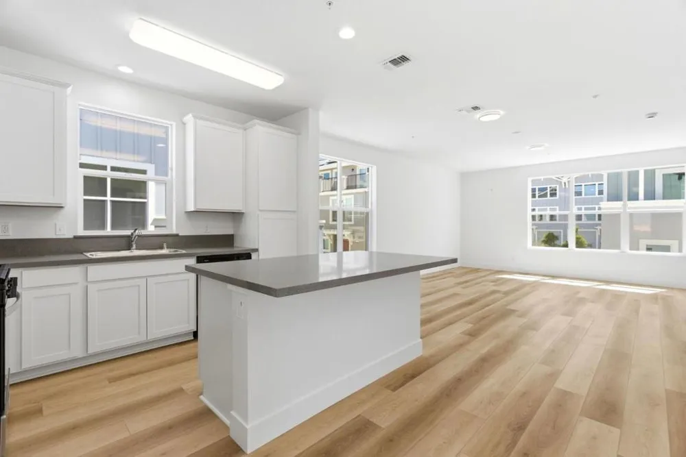 413 Annie Drive Watsonville, CA 95076