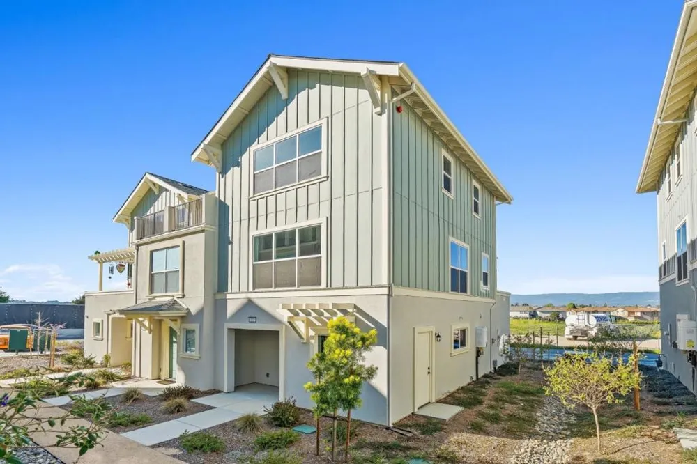 413 Annie Drive Watsonville, CA 95076