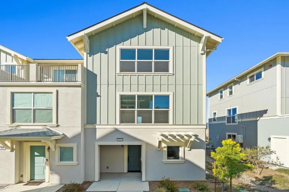 413 Annie Drive Watsonville, CA 95076