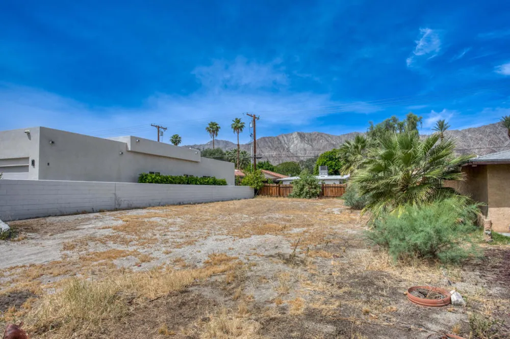 52065 Avenida Navarro La Quinta, CA 92253
