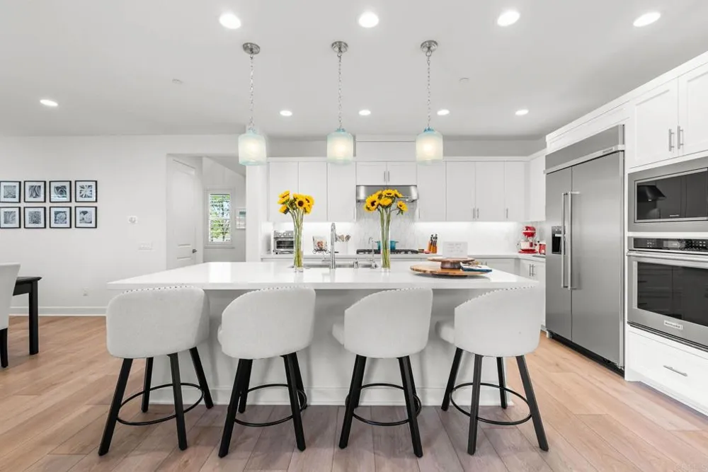105 S Nevada Ave. Ventura, CA 93004