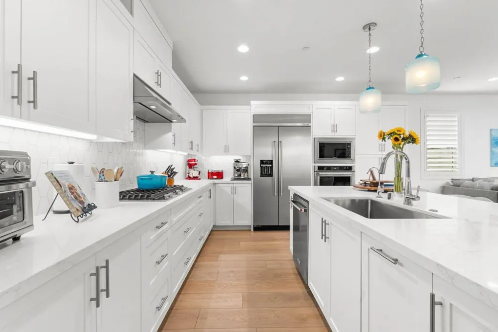 105 S Nevada Ave. Ventura, CA 93004