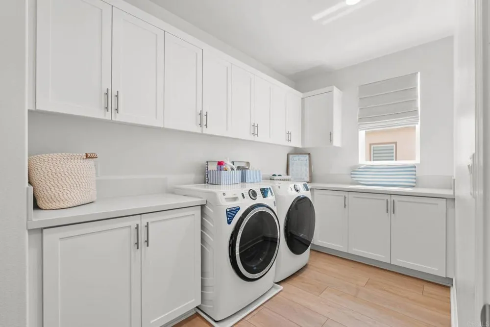 105 S Nevada Ave. Ventura, CA 93004