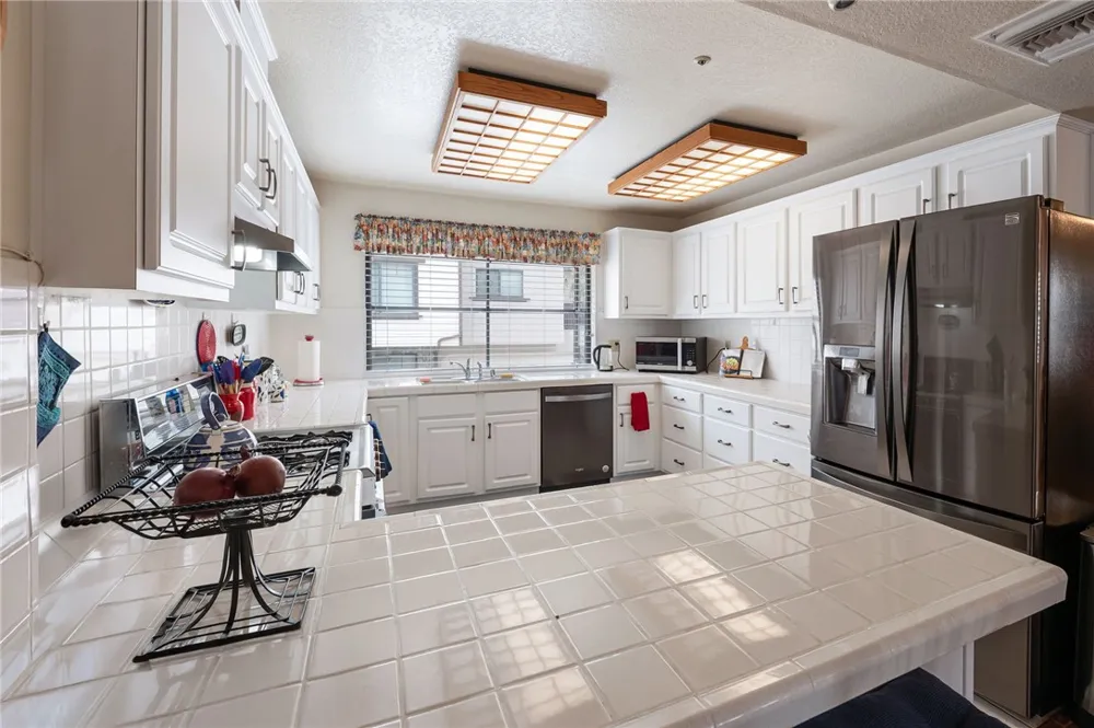 42 Esperanza Avenue Sierra Madre, CA 91024
