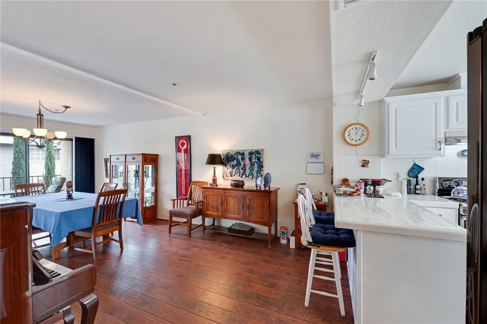 42 Esperanza Avenue Sierra Madre, CA 91024