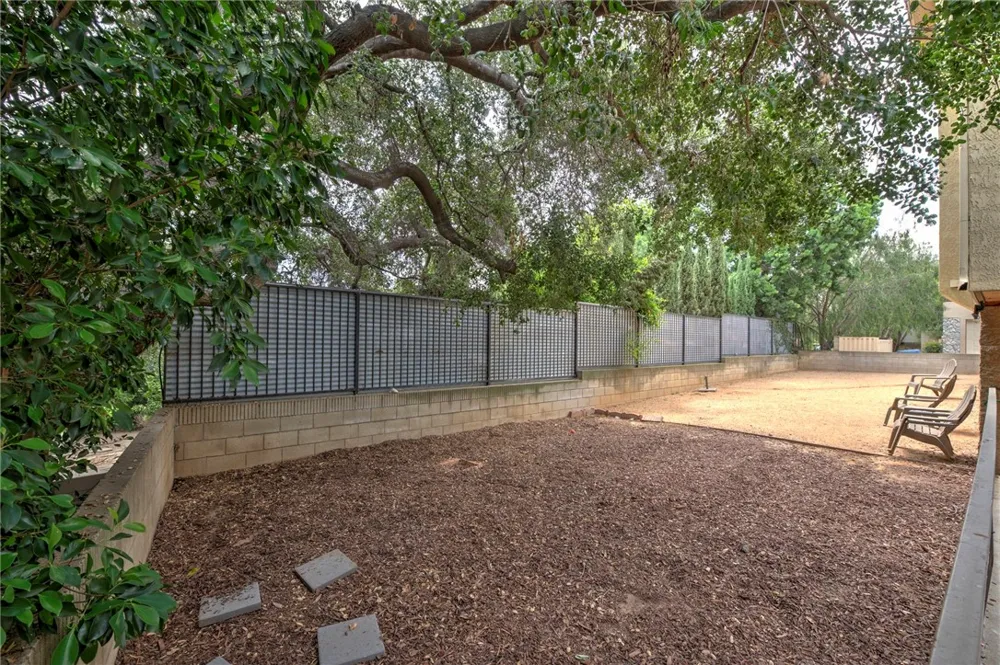 42 Esperanza Avenue Sierra Madre, CA 91024