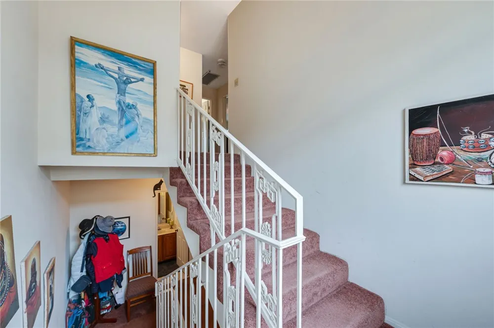 42 Esperanza Avenue Sierra Madre, CA 91024