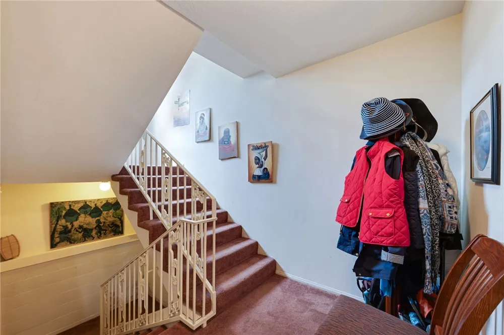 42 Esperanza Avenue Sierra Madre, CA 91024