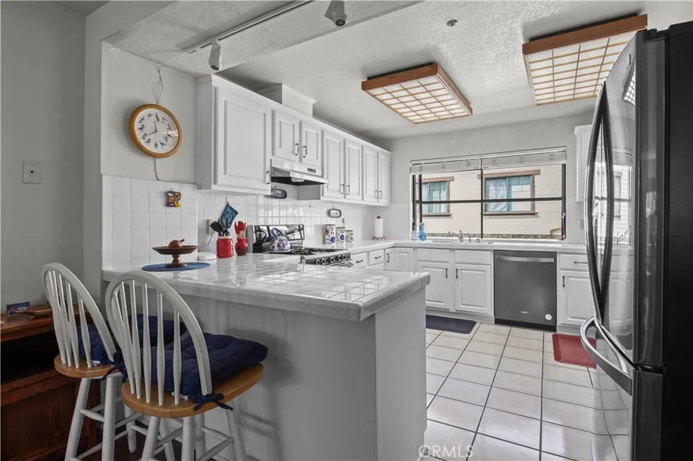 42 Esperanza Avenue Sierra Madre, CA 91024