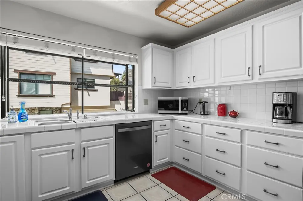 42 Esperanza Avenue Sierra Madre, CA 91024