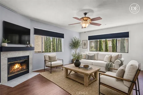 42 Esperanza Avenue