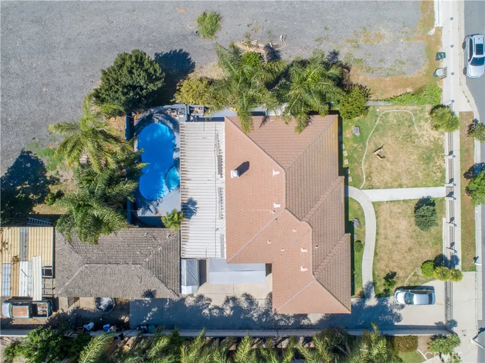 527 W Philadelphia Ontario, CA 91762