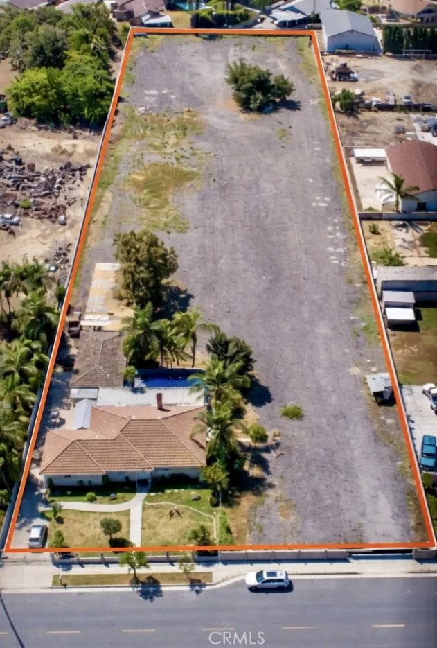 527 W Philadelphia Ontario, CA 91762