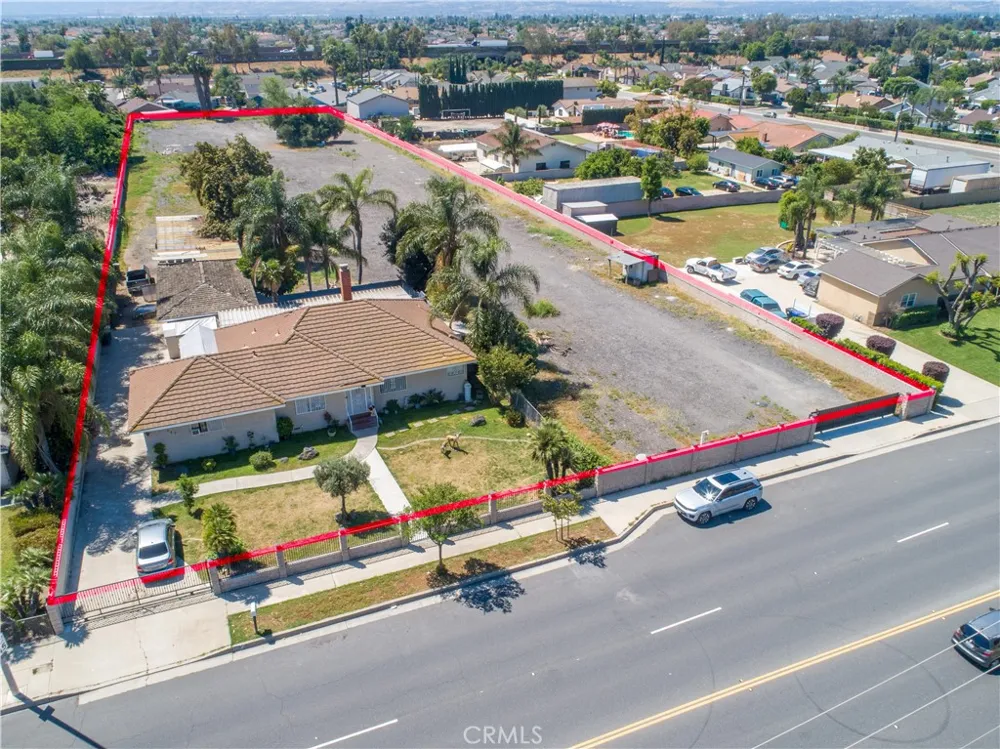 527 W Philadelphia Ontario, CA 91762