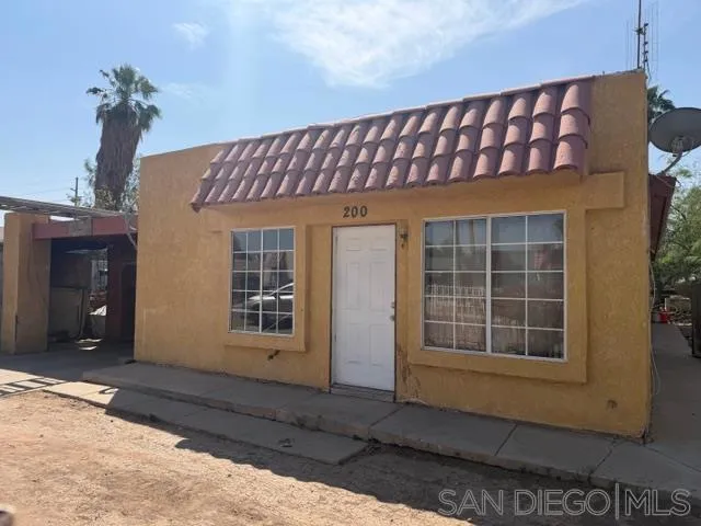 200 Ct Calexico, CA 92231