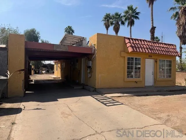 200 Ct Calexico, CA 92231