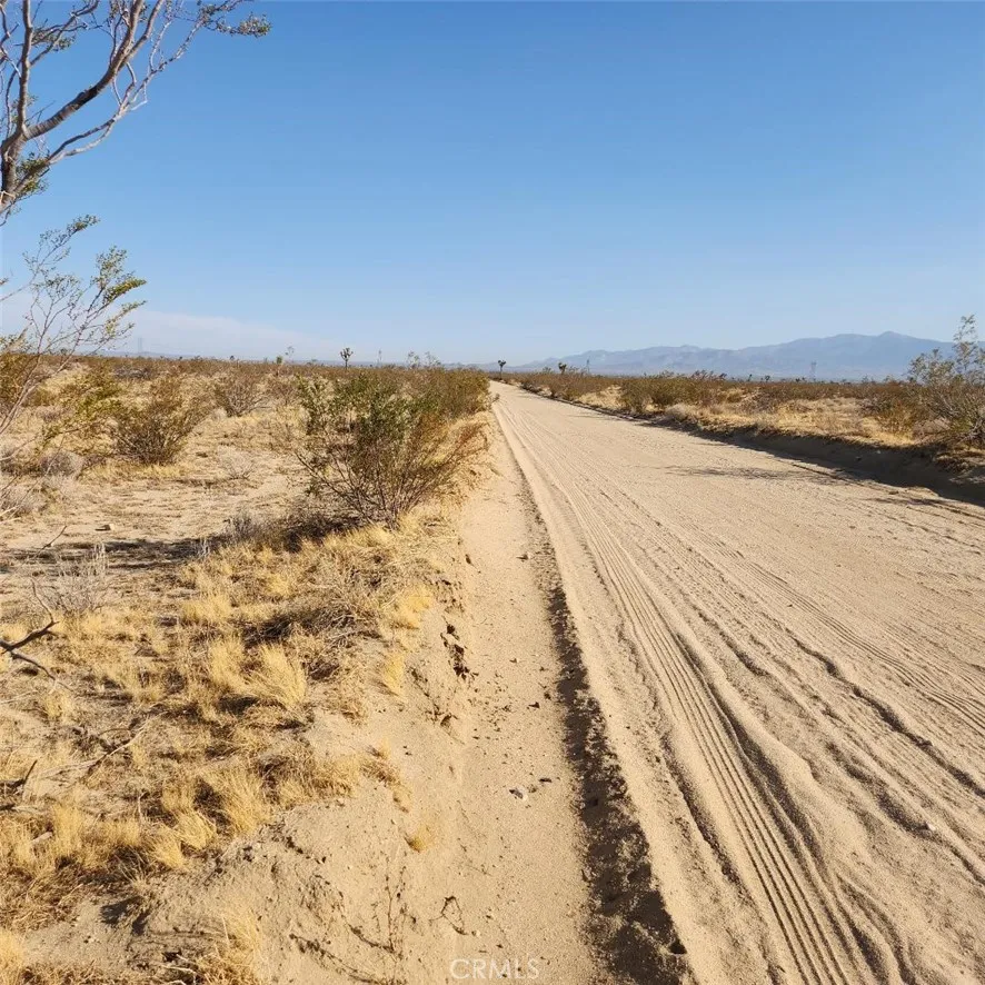 123 Wilson Ranch Road Phelan, CA 92371