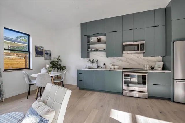 105 Darlington Soquel, CA 95073