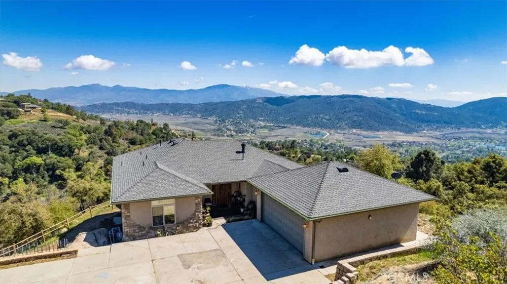 25250 Deertrail Tehachapi, CA 93561
