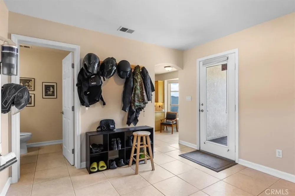 25250 Deertrail Tehachapi, CA 93561